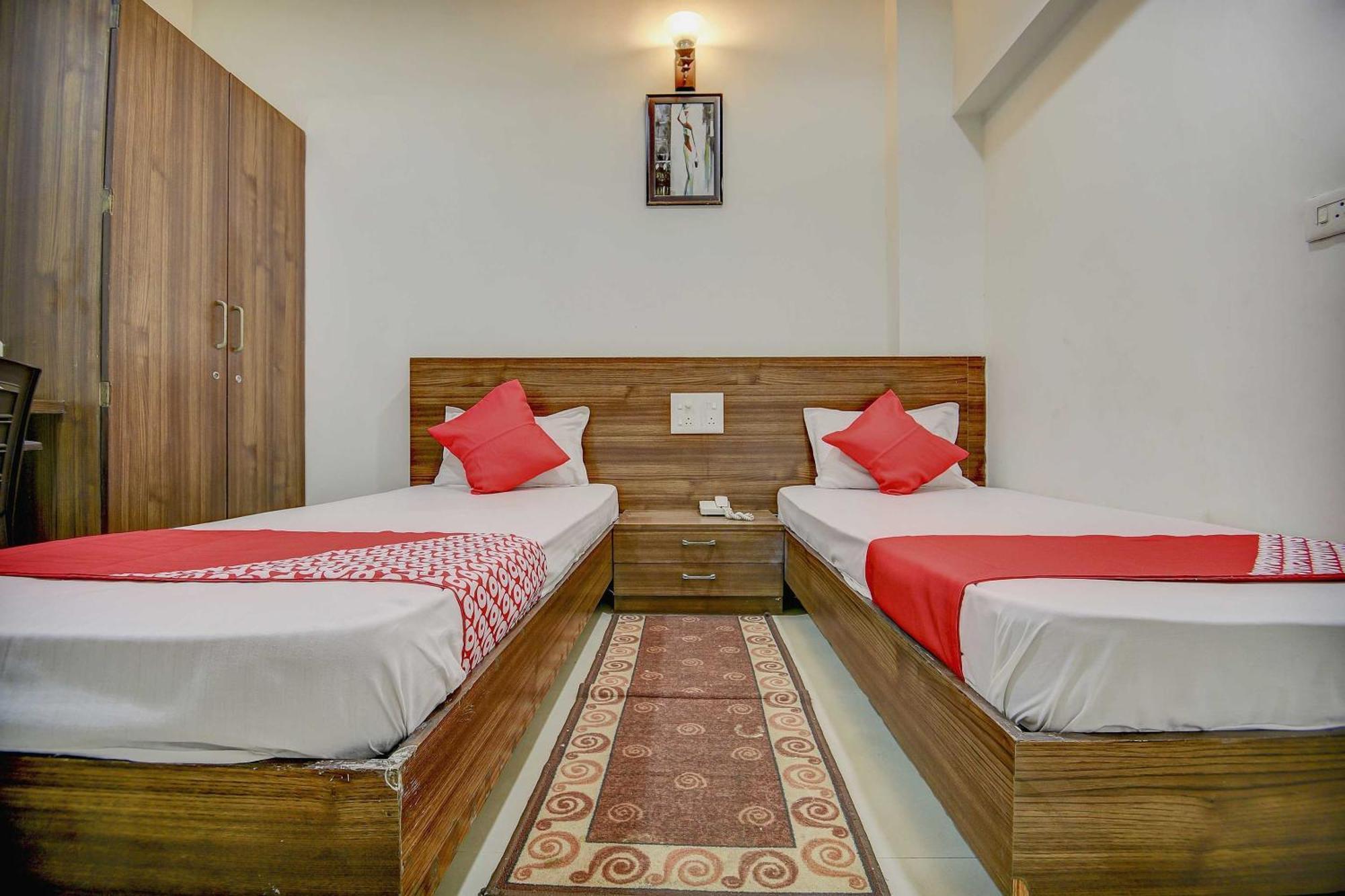 Hotel O Plus Corporate One Khapa  Exteriér fotografie