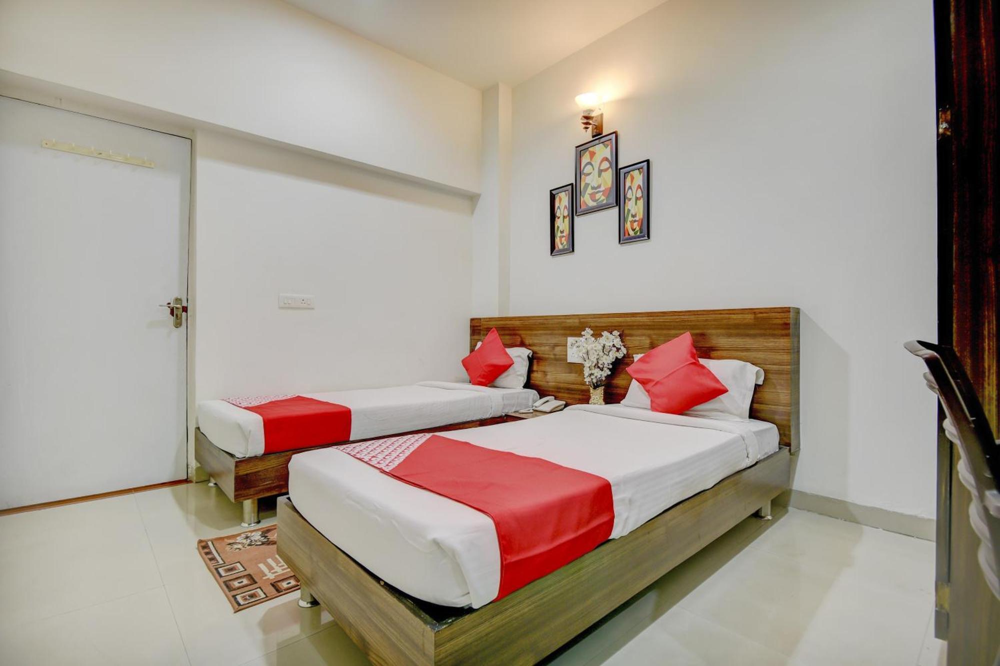 Hotel O Plus Corporate One Khapa  Exteriér fotografie