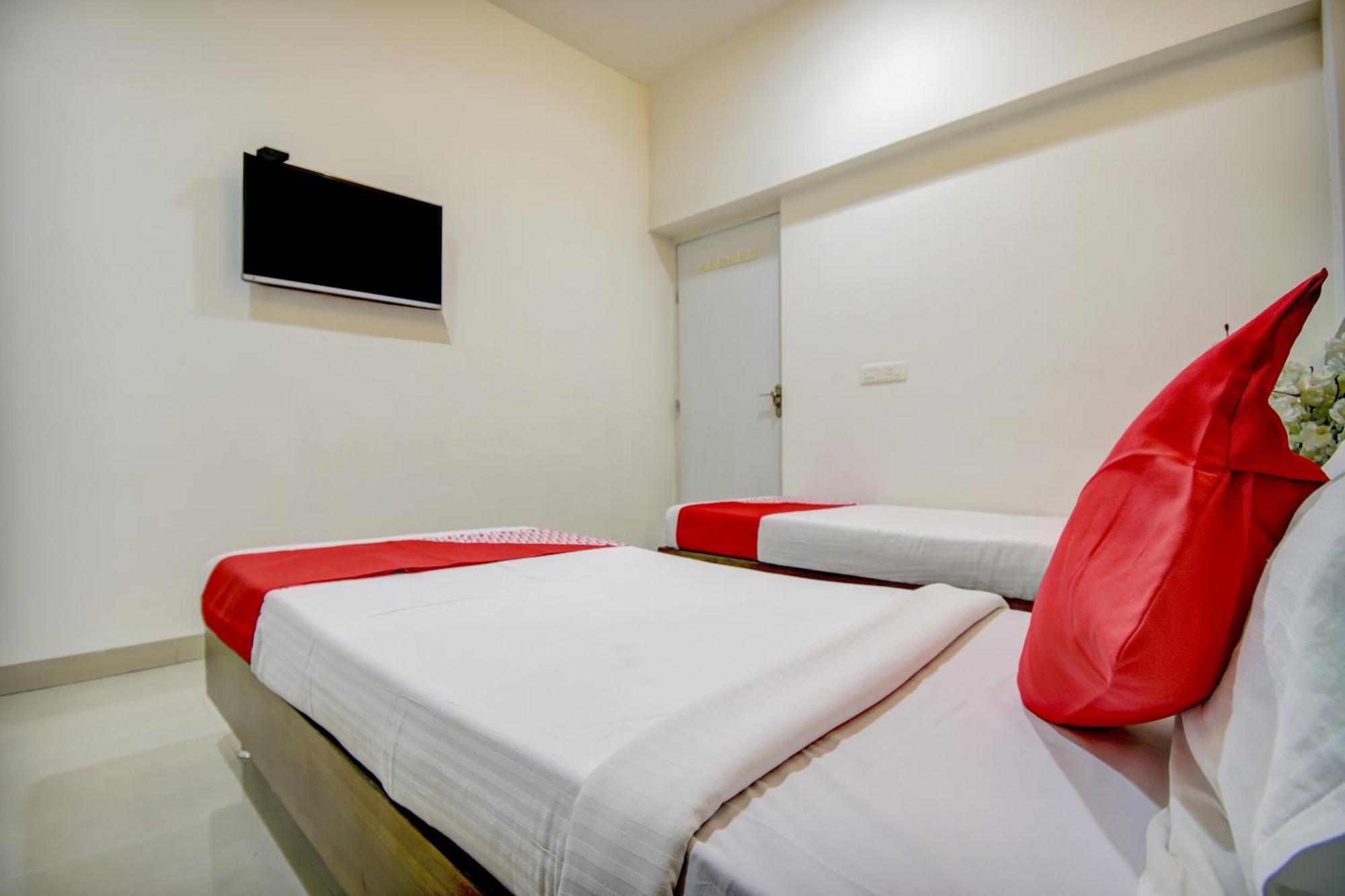 Hotel O Plus Corporate One Khapa  Exteriér fotografie