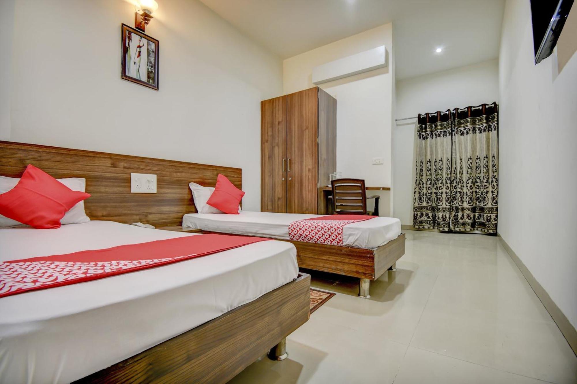 Hotel O Plus Corporate One Khapa  Exteriér fotografie